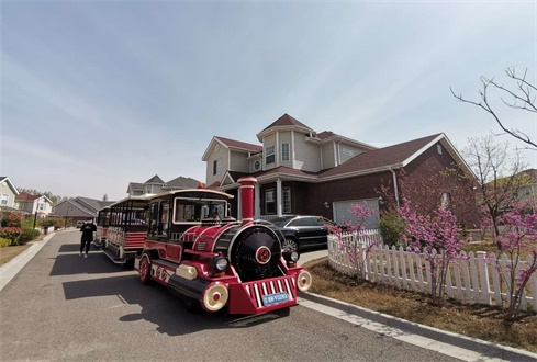 孔子文旅集團啟動濟寧人游濟寧活動，正式開通旅游惠民直通車泗水線路