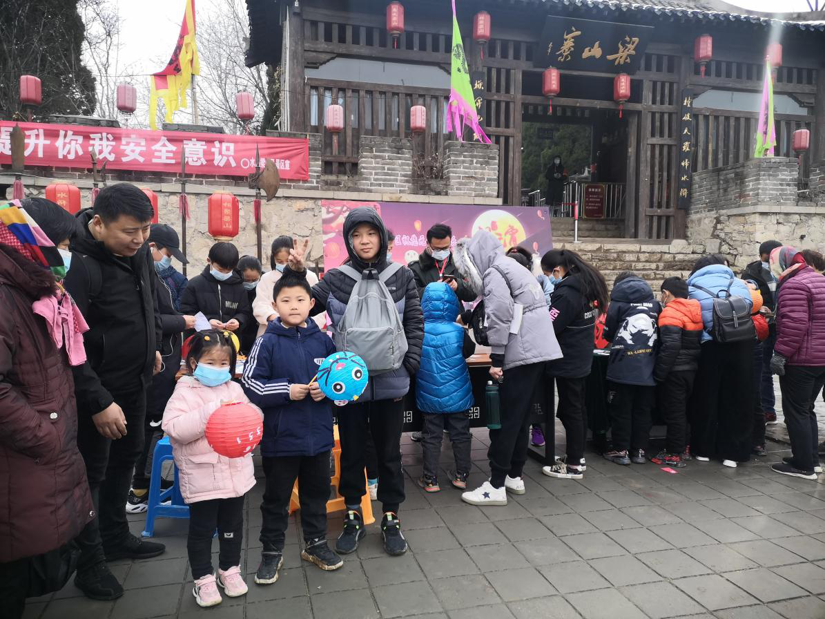 正月十五鬧元宵，梁山景區(qū)人氣高！